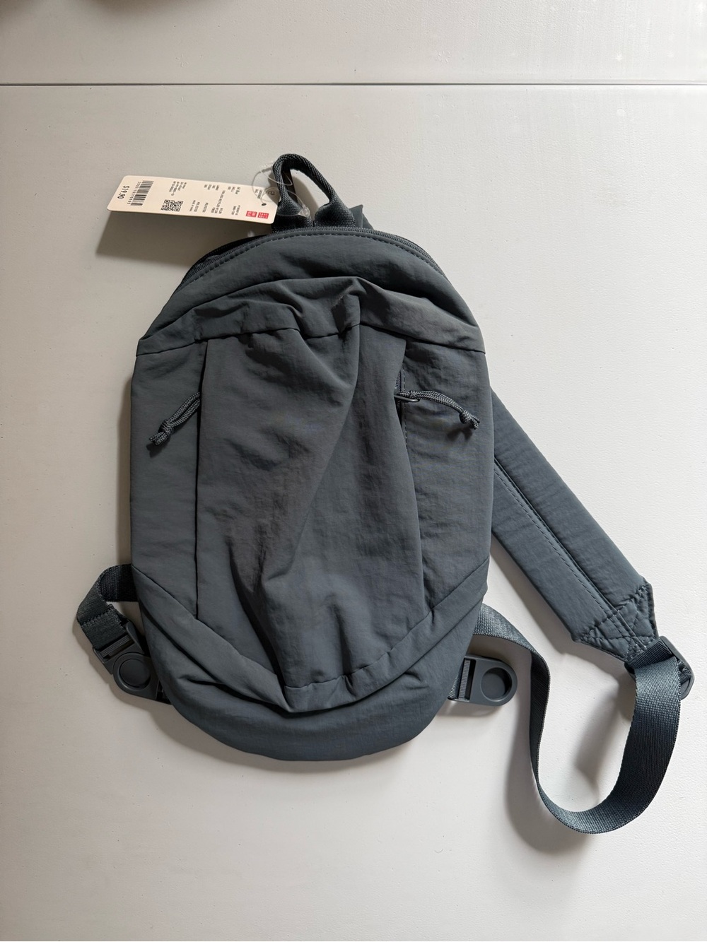 Uniqlo Men's Dark Gray Sling Belt Bag